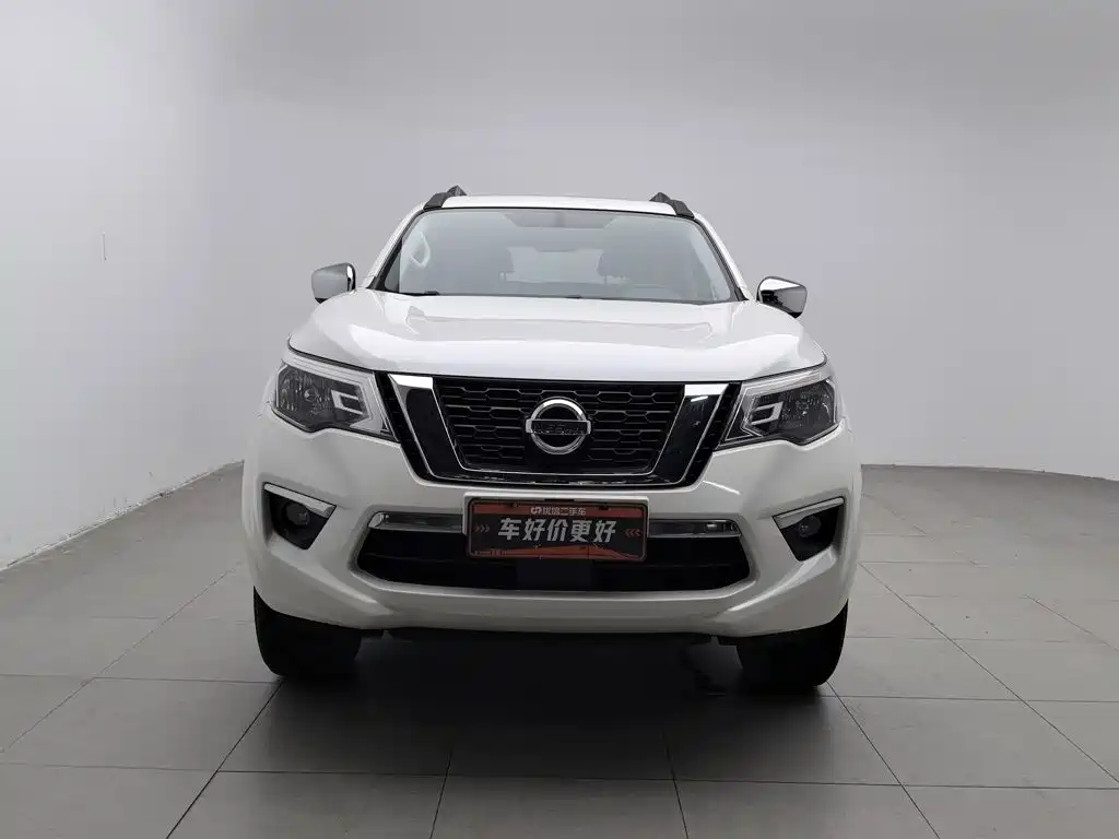 Nissan Terra — миниатюра 3