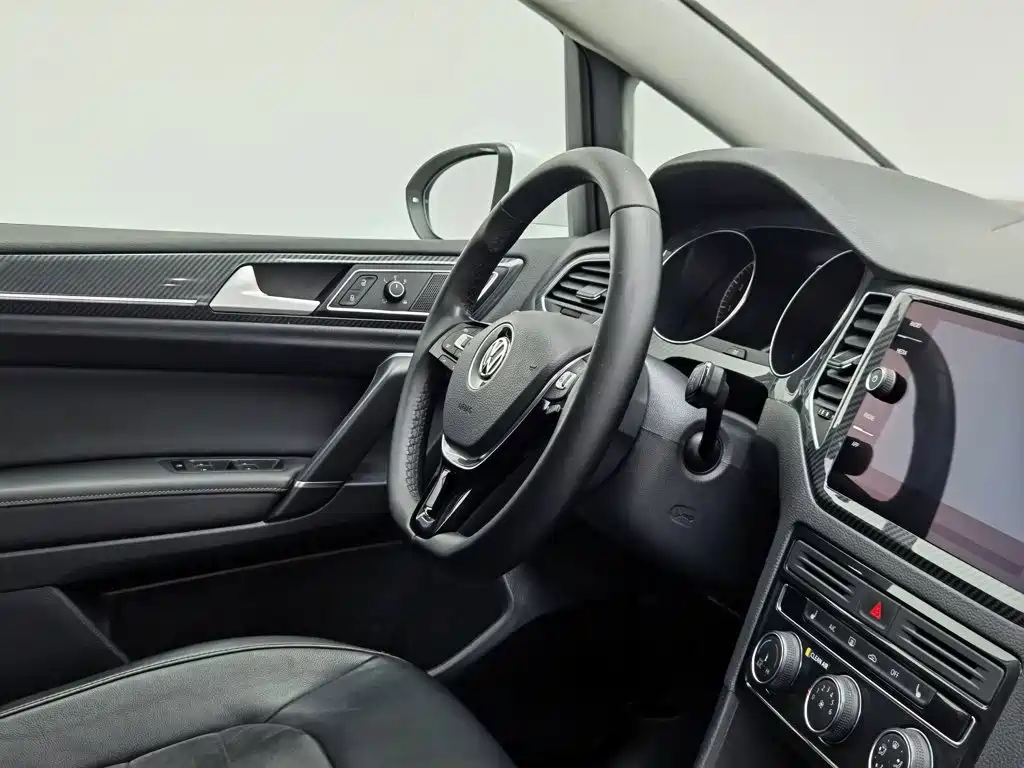 Volkswagen Golf Sportsvan — миниатюра 22