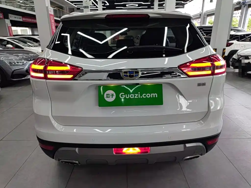 Geely Boyue — миниатюра 6