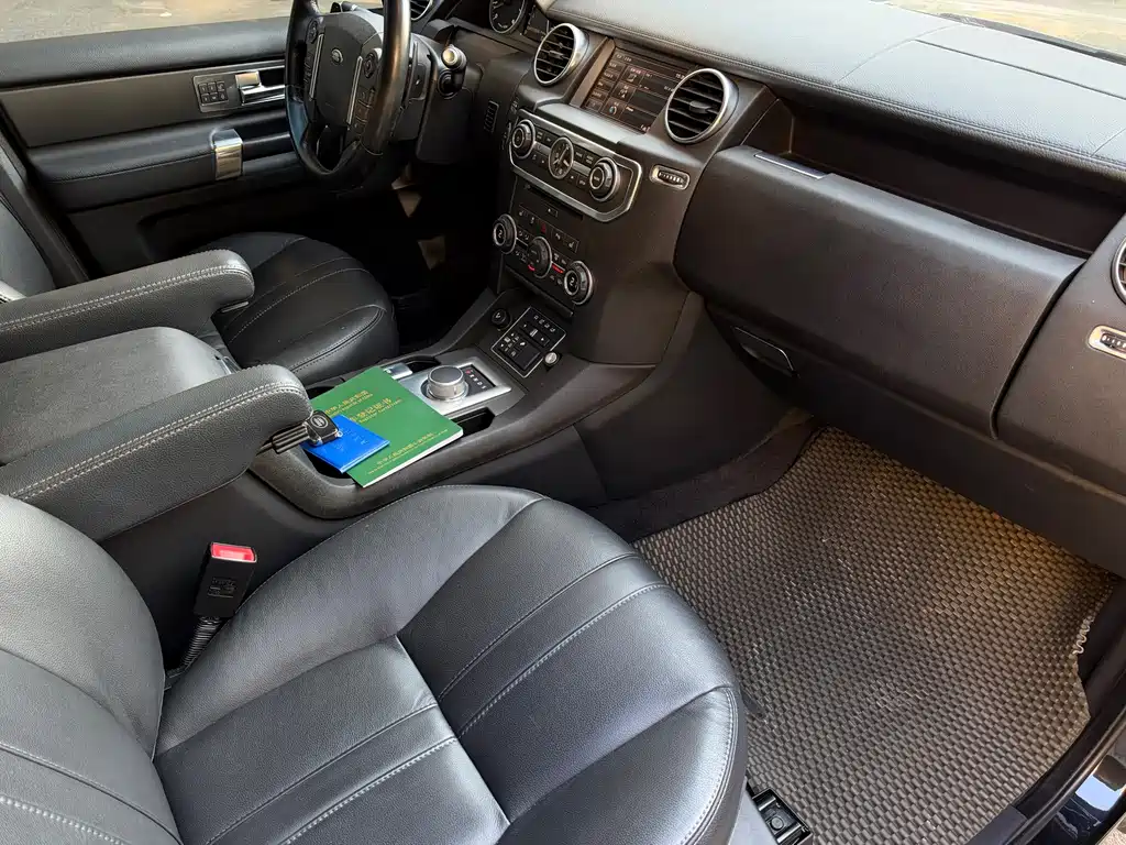 Land Rover Discovery — миниатюра 5