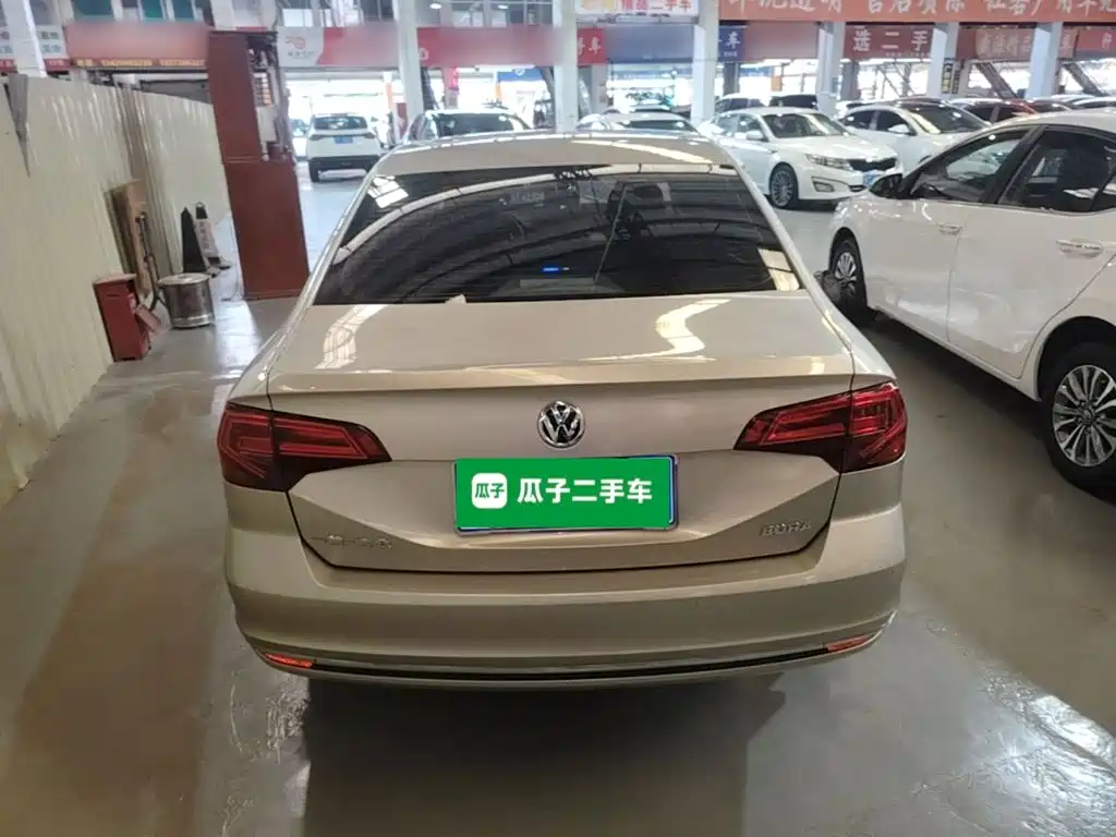 Volkswagen Bora — миниатюра 6