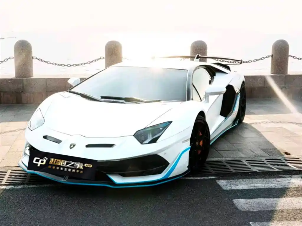Lamborghini Aventador 2011 LP 700-4