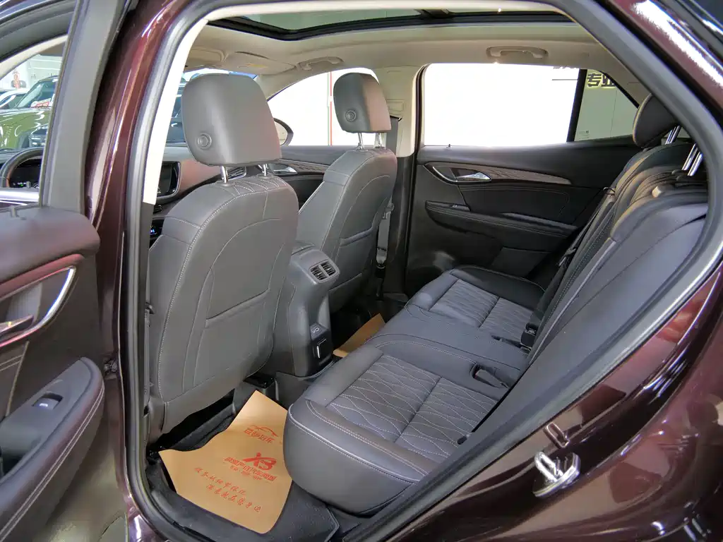 Buick Envision S — миниатюра 10