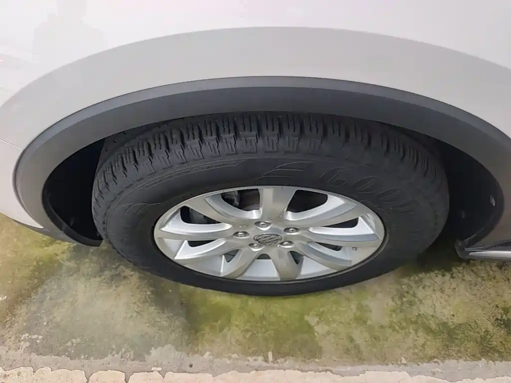 Buick Envision Plus — миниатюра 23