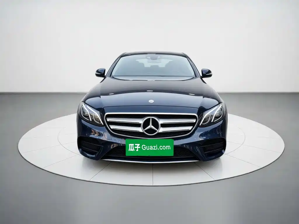 Mercedes-Benz E-Class — миниатюра 2