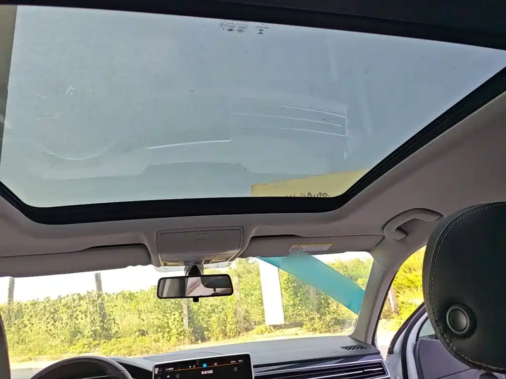 Volkswagen Tiguan L — миниатюра 18