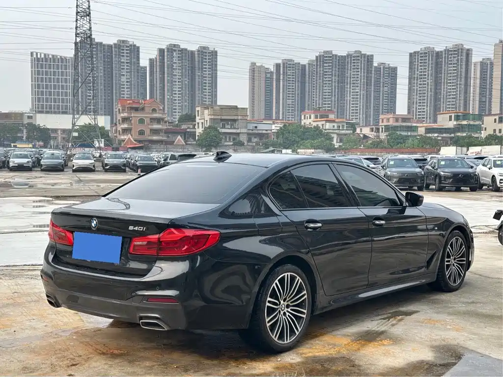 BMW 5 Series (Import) — миниатюра 3