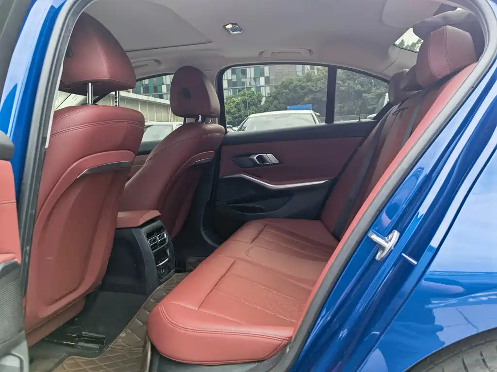 BMW 3 Series — миниатюра 7