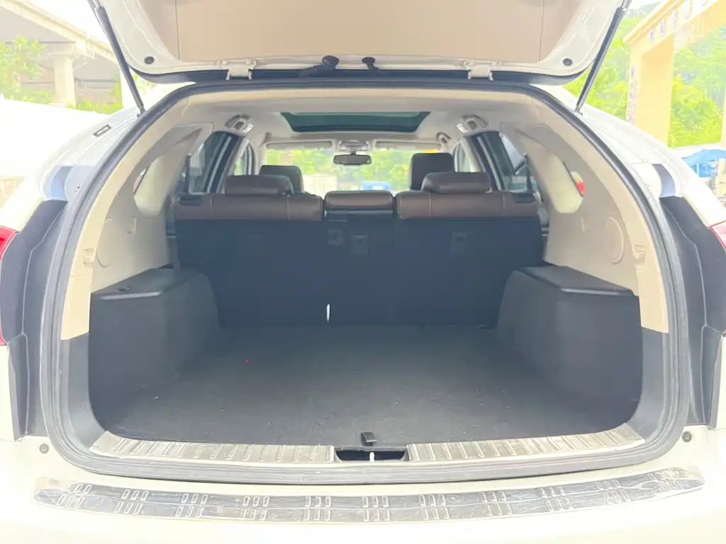 BYD Tang New Energy — миниатюра 11