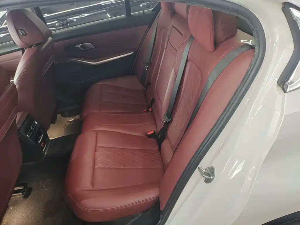 BMW 3 Series — миниатюра 17