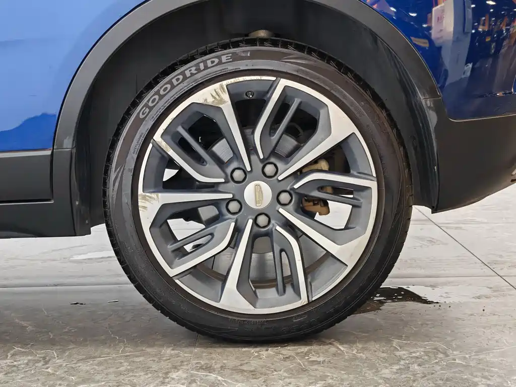 Geely Emgrand GS — миниатюра 9
