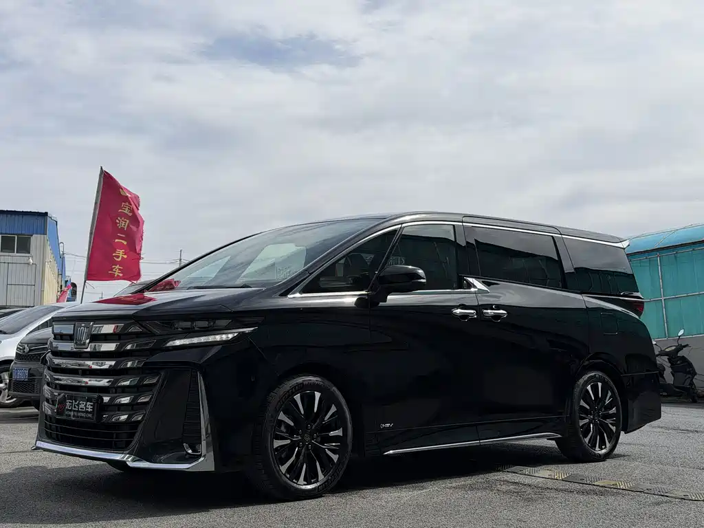 Toyota Vellfire 2023