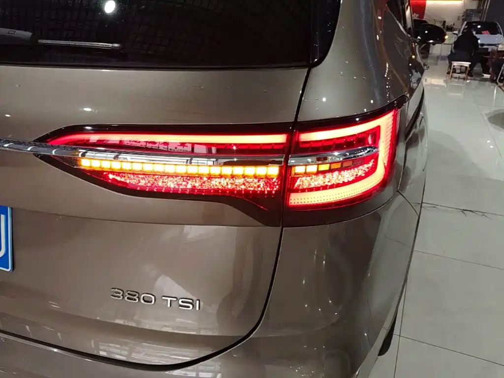 Volkswagen Viloran — миниатюра 8