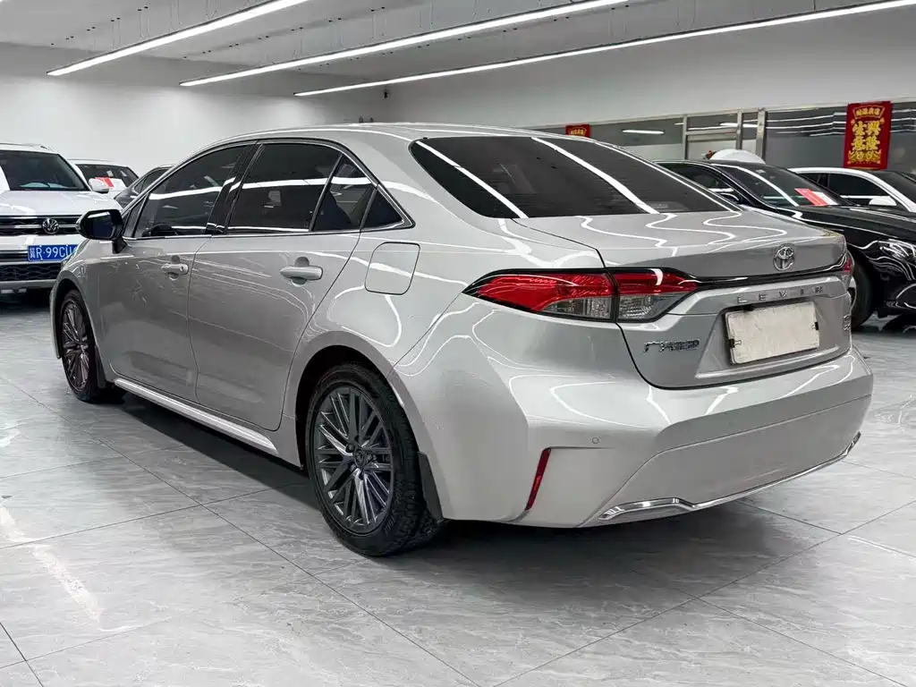 Toyota Lingshang 2021 2.0L Luxury