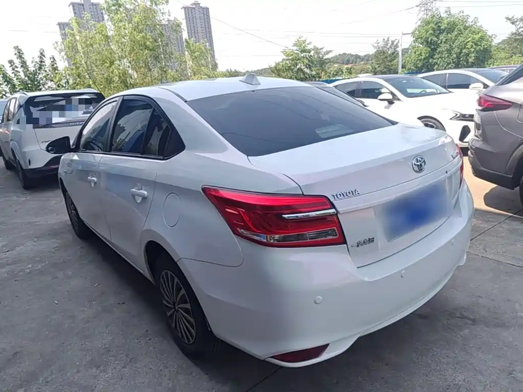 Toyota Vios — миниатюра 5