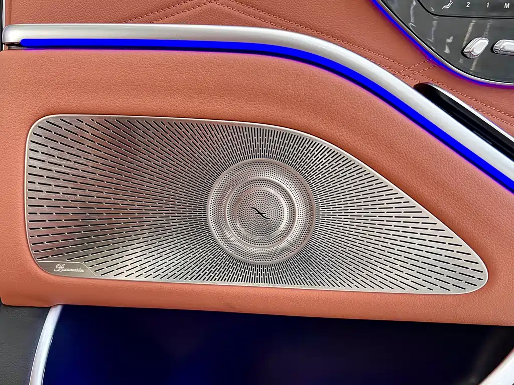 Mercedes-Benz S-Class — миниатюра 23