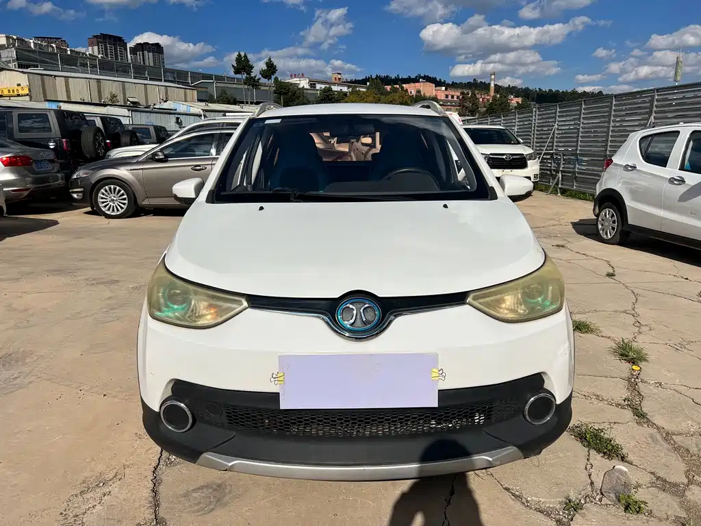 BAIC New Energy EC — миниатюра 2