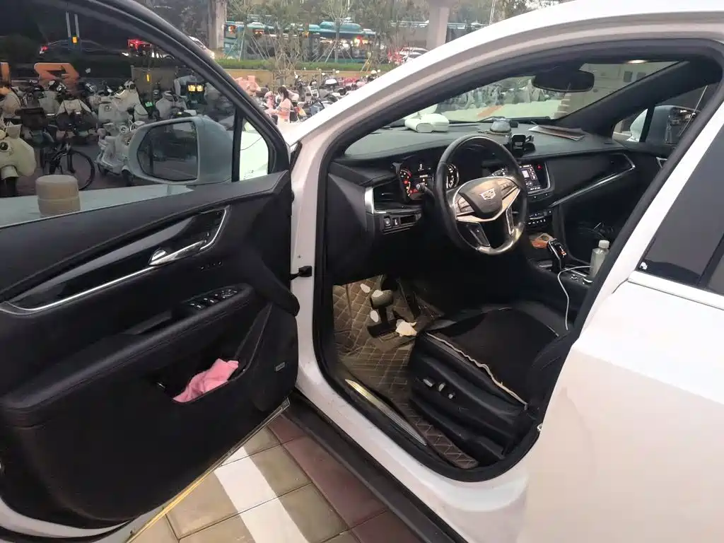 Cadillac XT5 — миниатюра 17