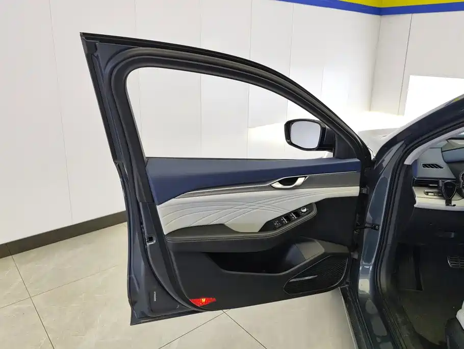 Geely Xingrui — миниатюра 7