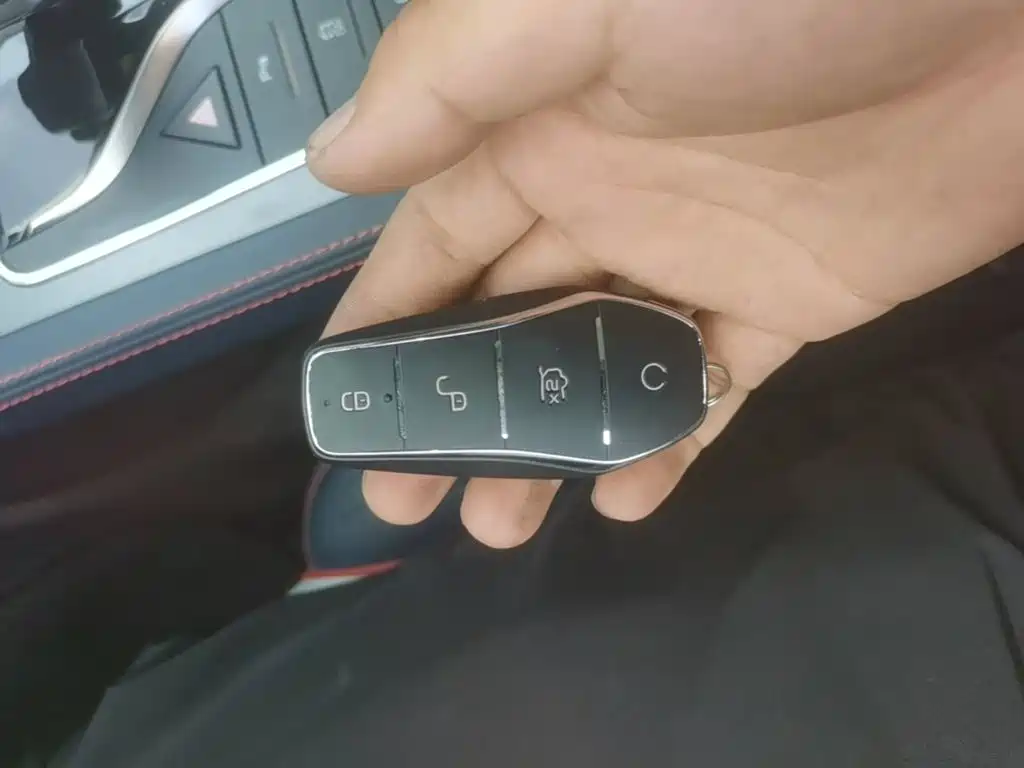 BYD Yuan Plus — миниатюра 9