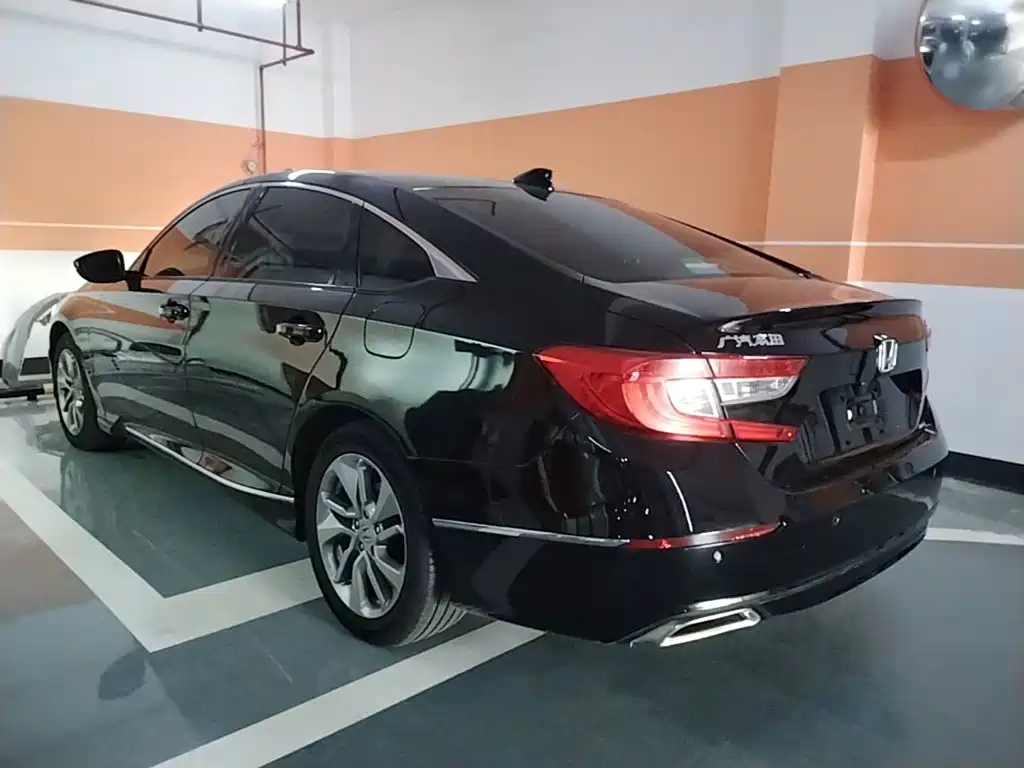 Honda Accord — миниатюра 5
