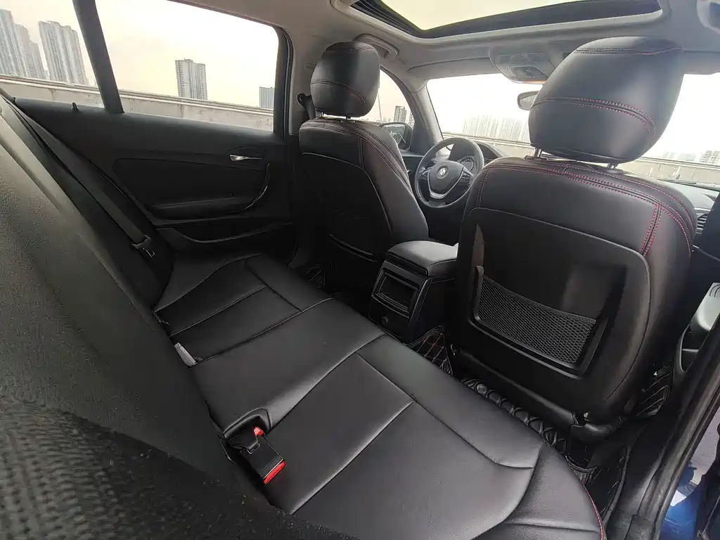 BMW 1 Series (Import) — миниатюра 20