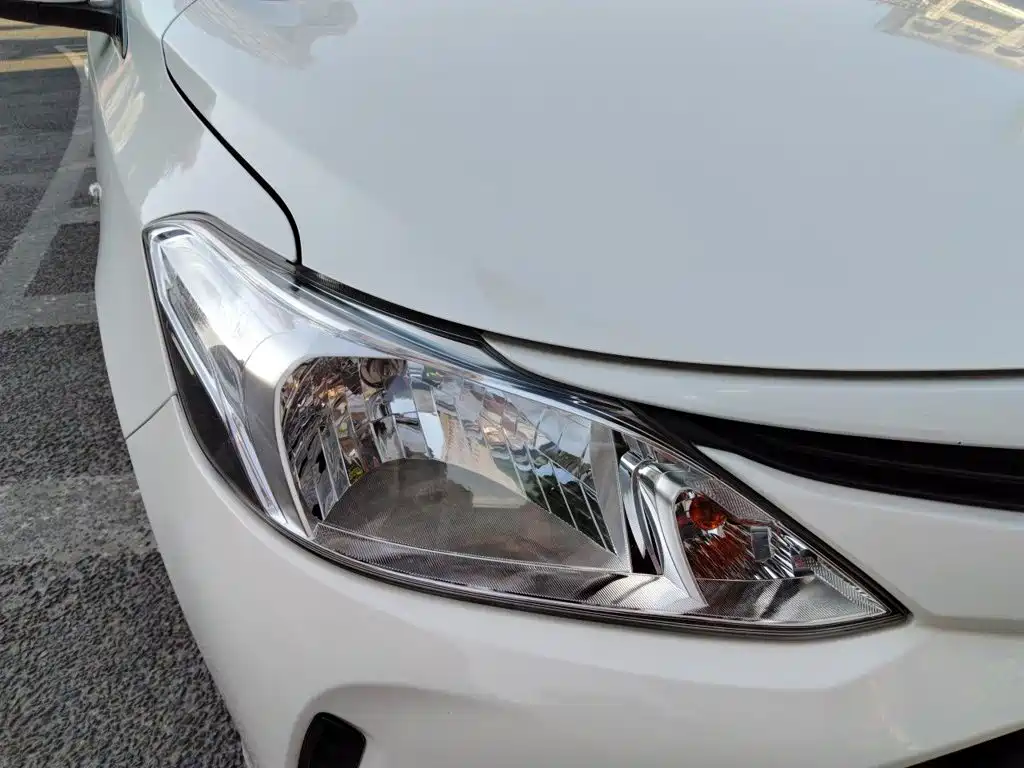 Toyota Vios — миниатюра 7