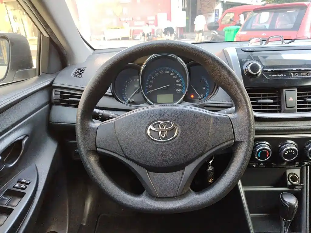 Toyota Vios — миниатюра 11