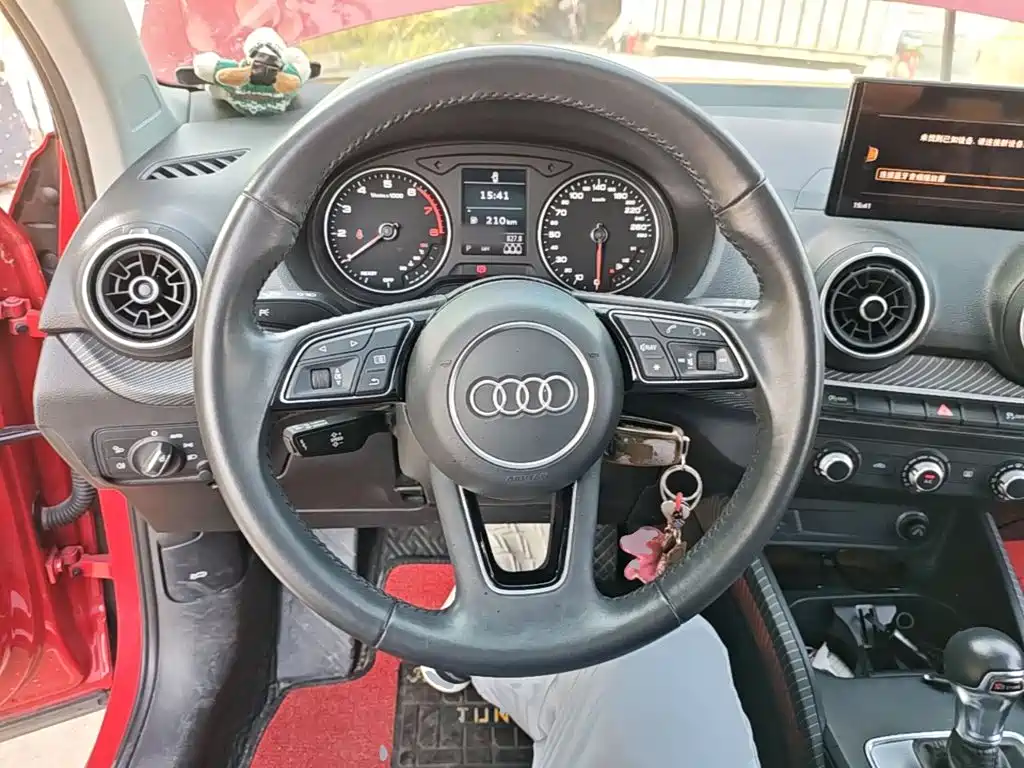 Audi Q2L — миниатюра 11