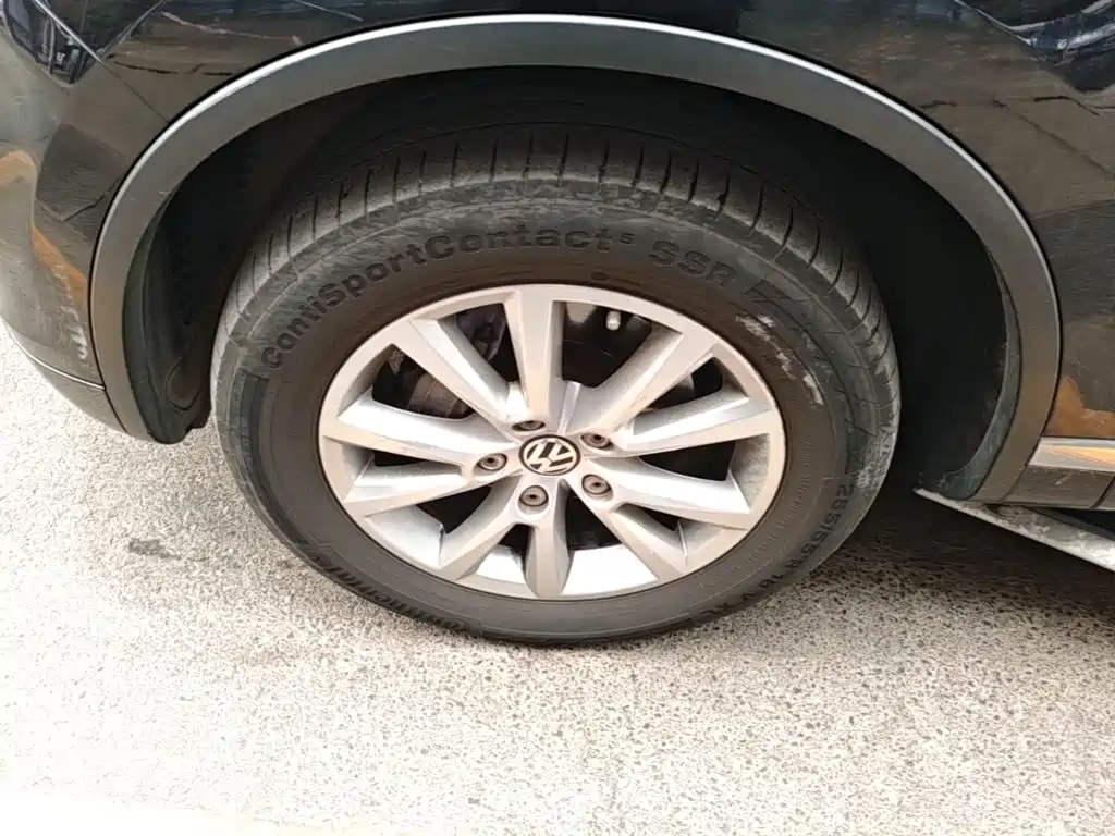 Volkswagen Touareg — миниатюра 23