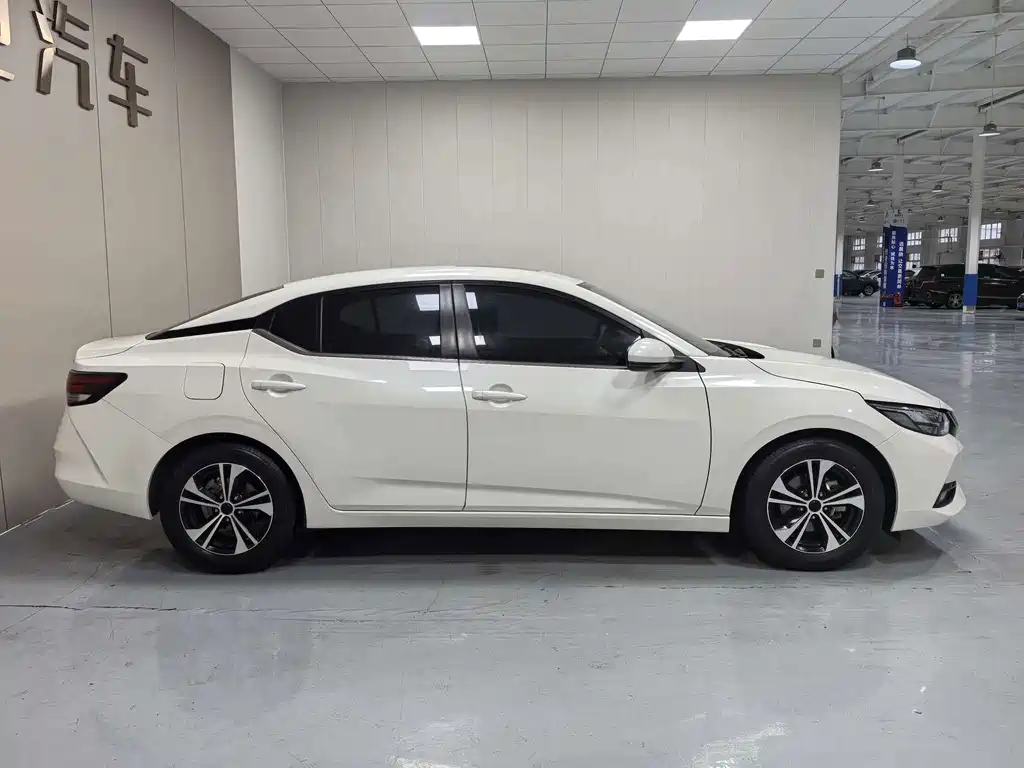 Nissan Sylphy — миниатюра 8