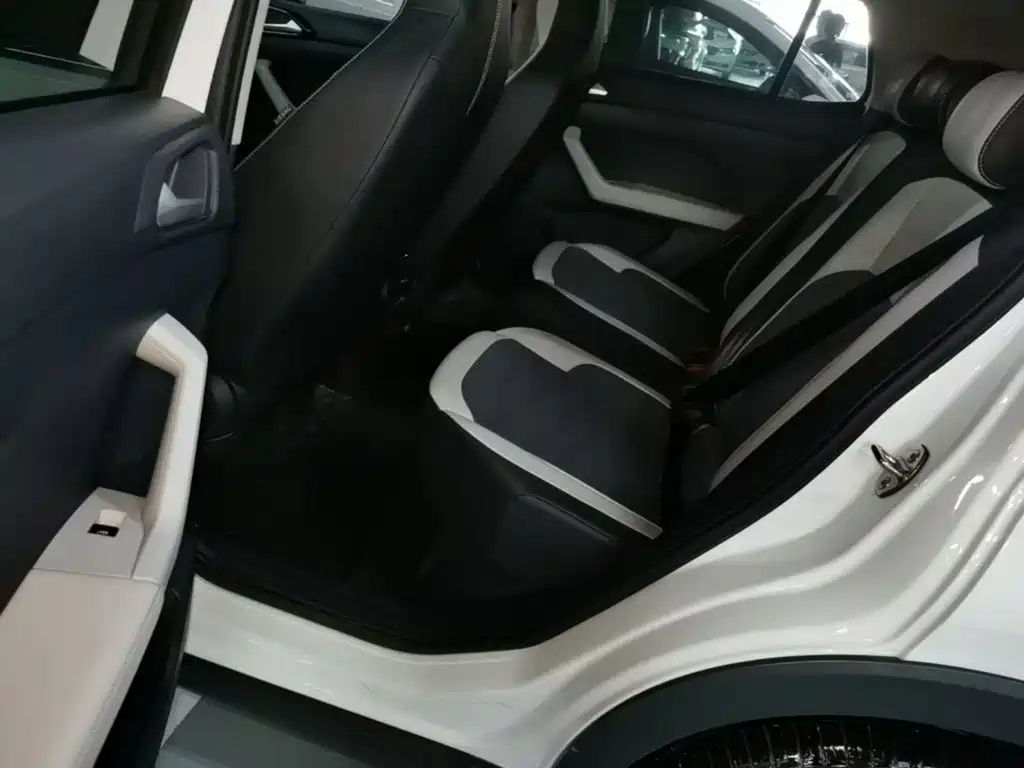 Volkswagen Tharu — миниатюра 17