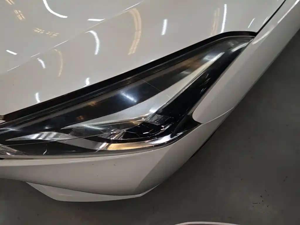 Nissan Bluebird — миниатюра 24