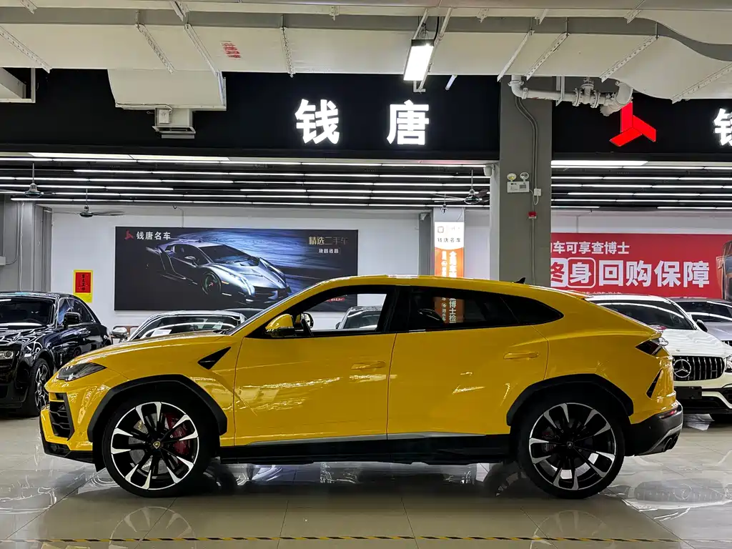 Lamborghini Urus — миниатюра 4