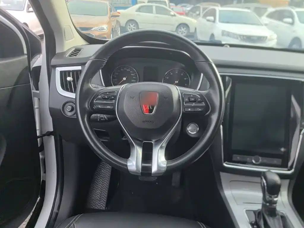 Roewe RX5 — миниатюра 11