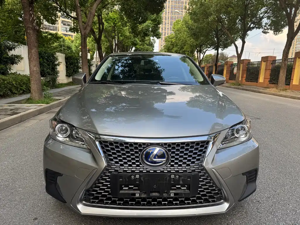 Lexus CT