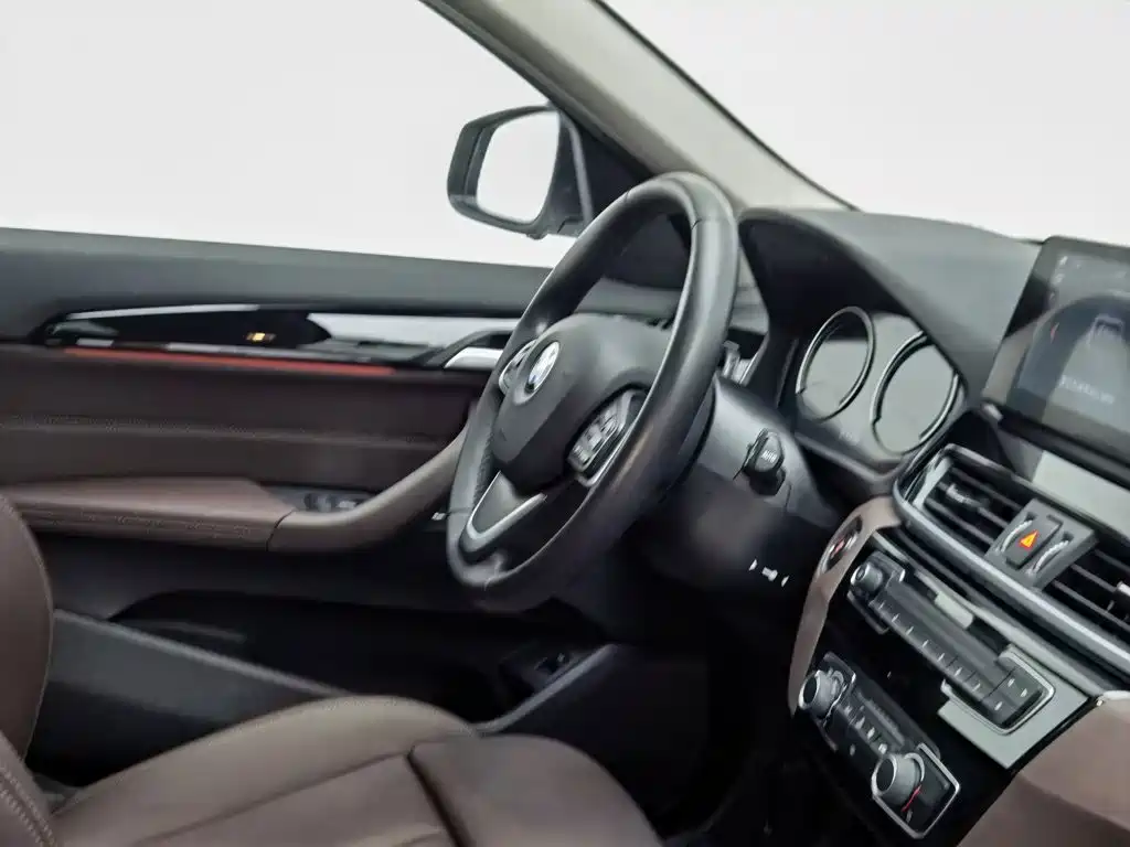 BMW X1 — миниатюра 22