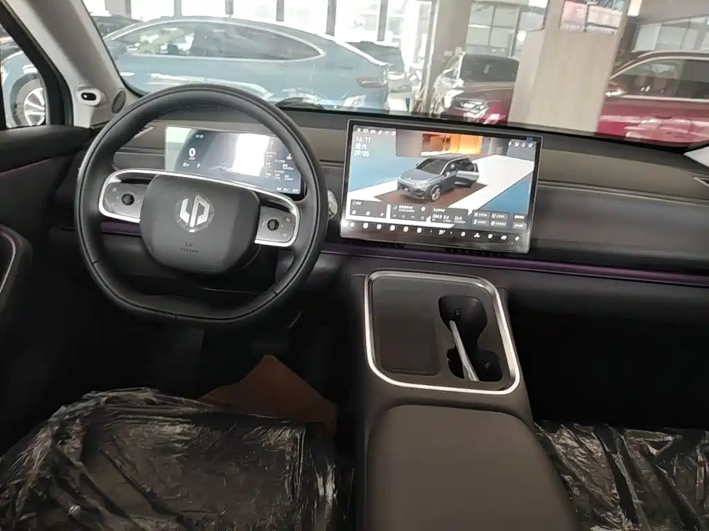 Leapmotor Leapmotor C16 — миниатюра 10