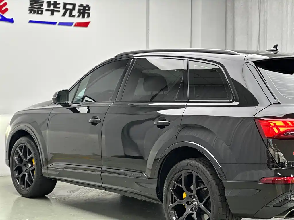Audi Q7 — миниатюра 13