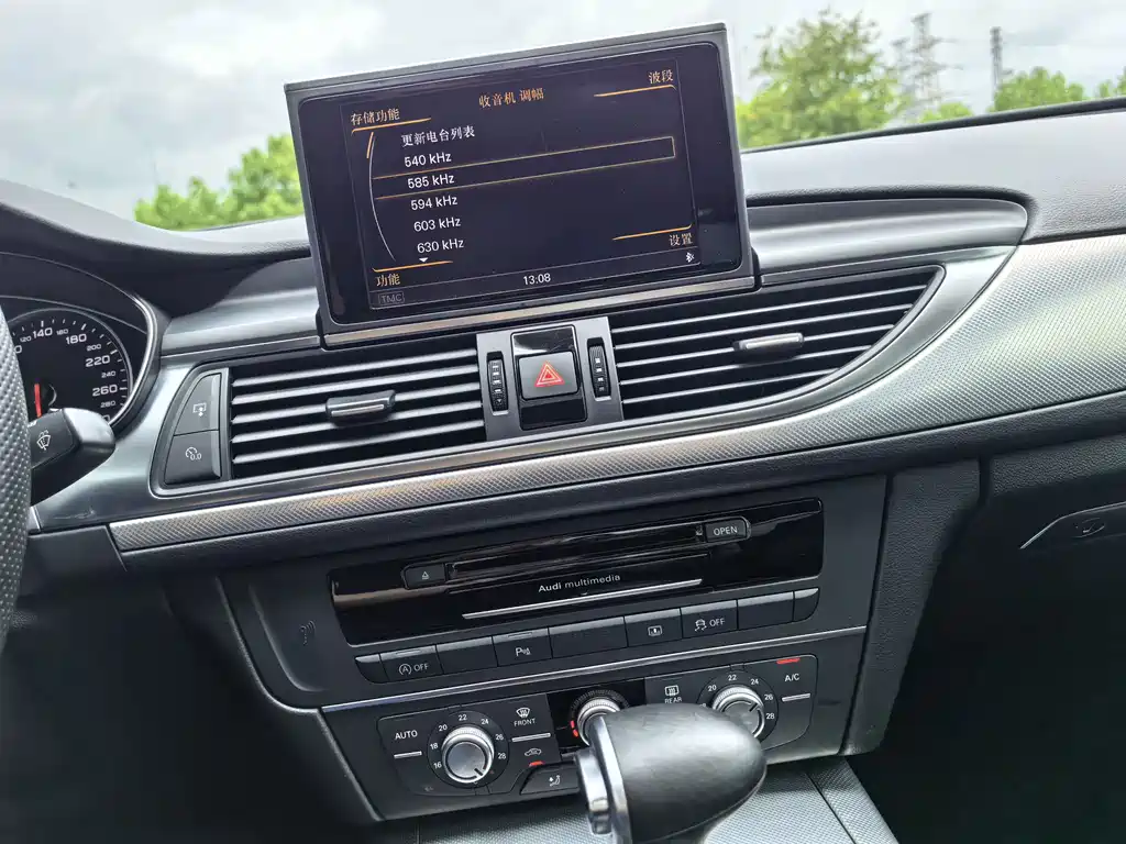 Audi A6L — миниатюра 14