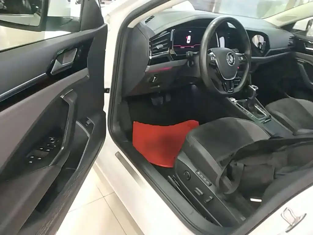 Volkswagen Sagitar — миниатюра 16