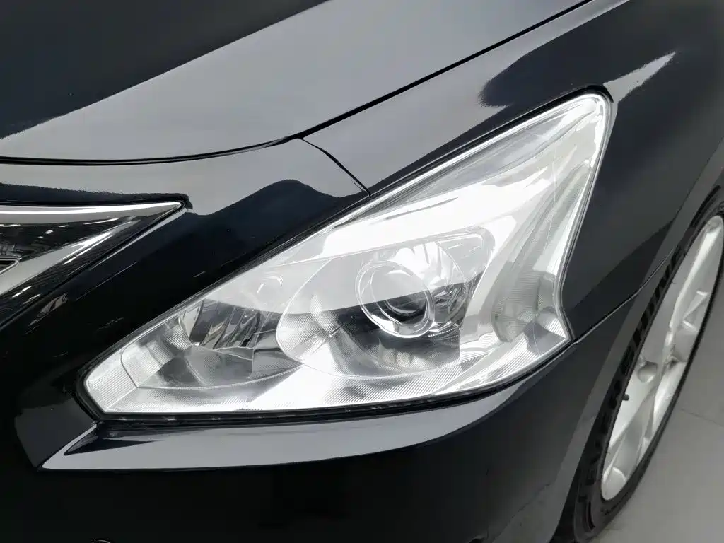 Nissan Teana — миниатюра 7