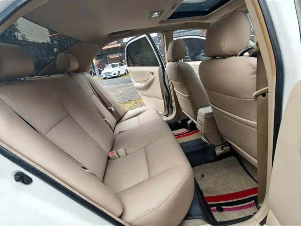 Toyota Corolla 2013 1.6L AT