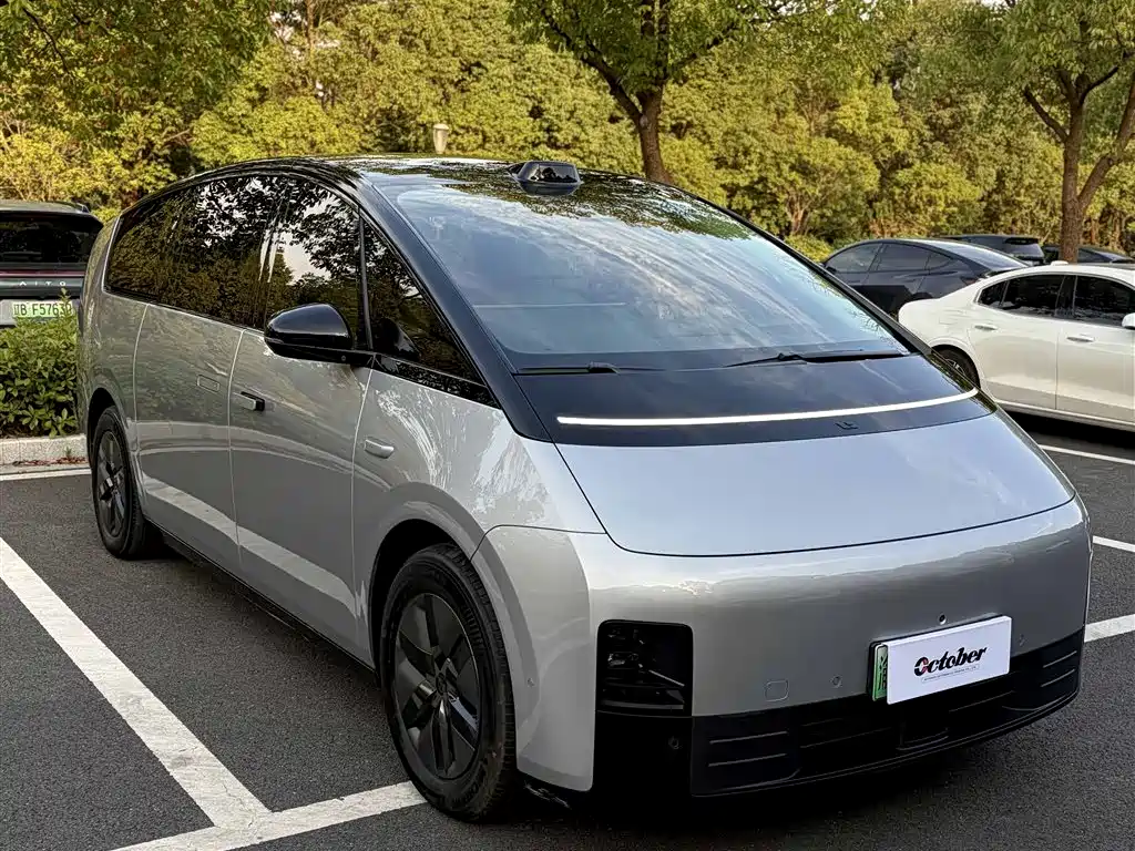 Li Auto Li MEGA — миниатюра 4