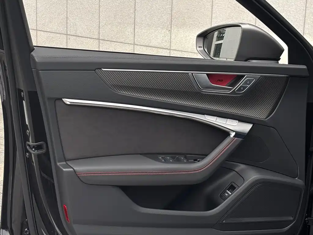 Audi RS 6 — миниатюра 12