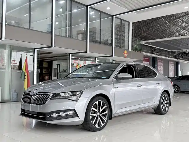 2022 Skoda Superb