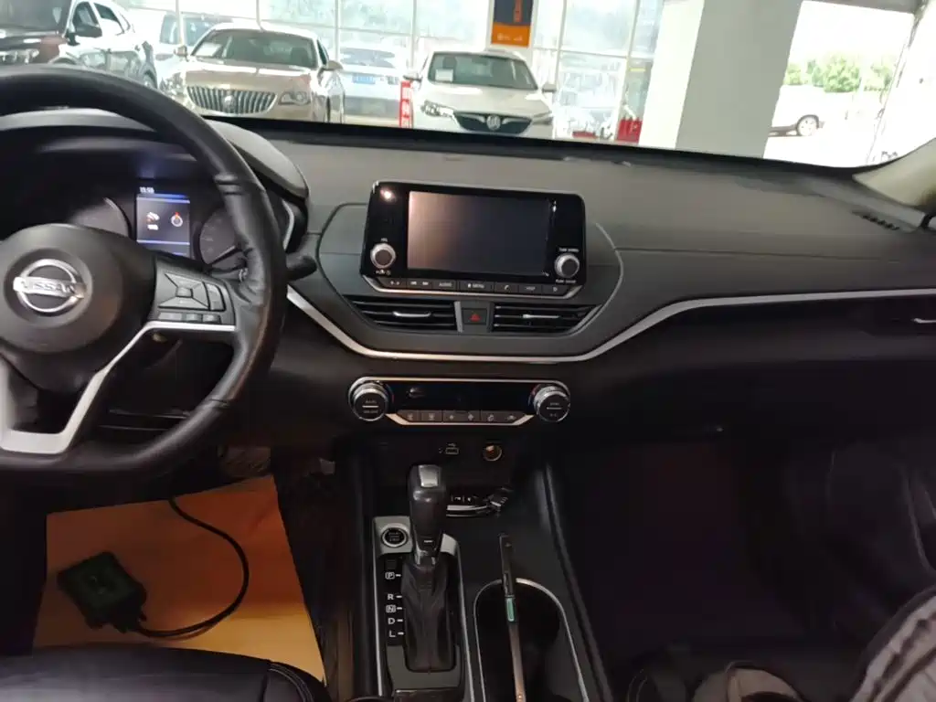 Nissan Teana — миниатюра 13