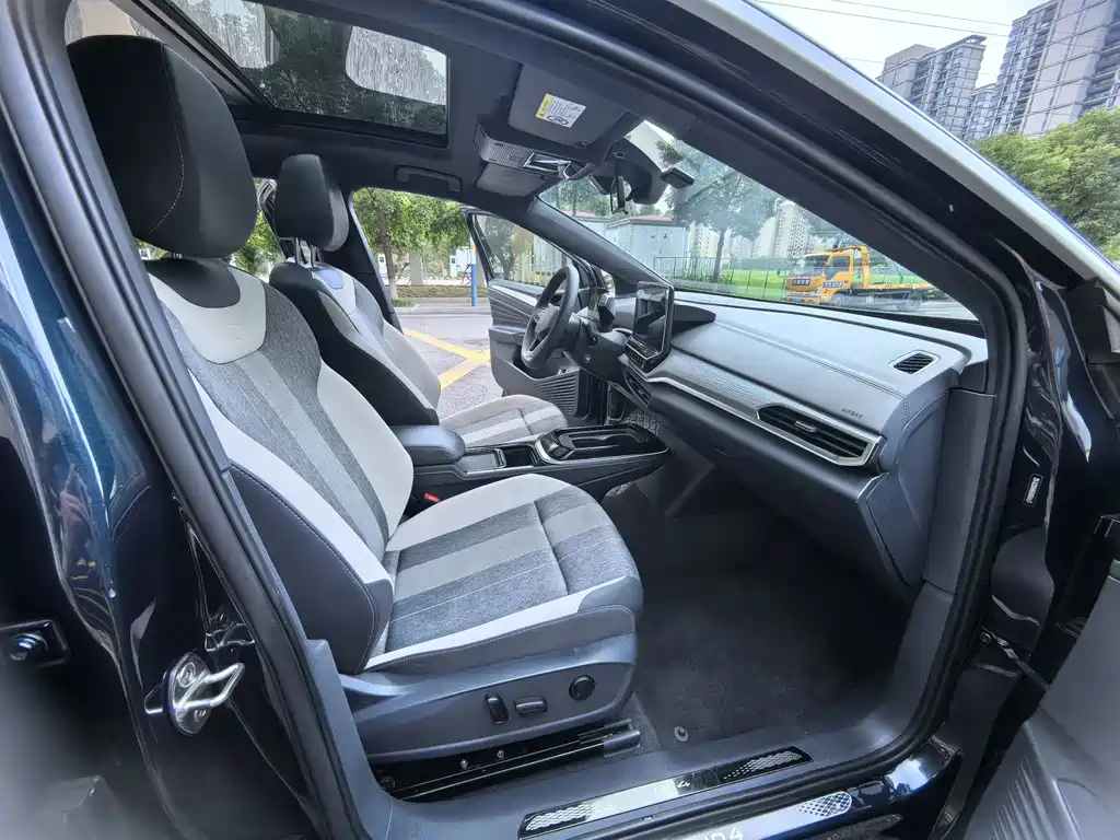 Volkswagen ID.4 Crozz — миниатюра 12