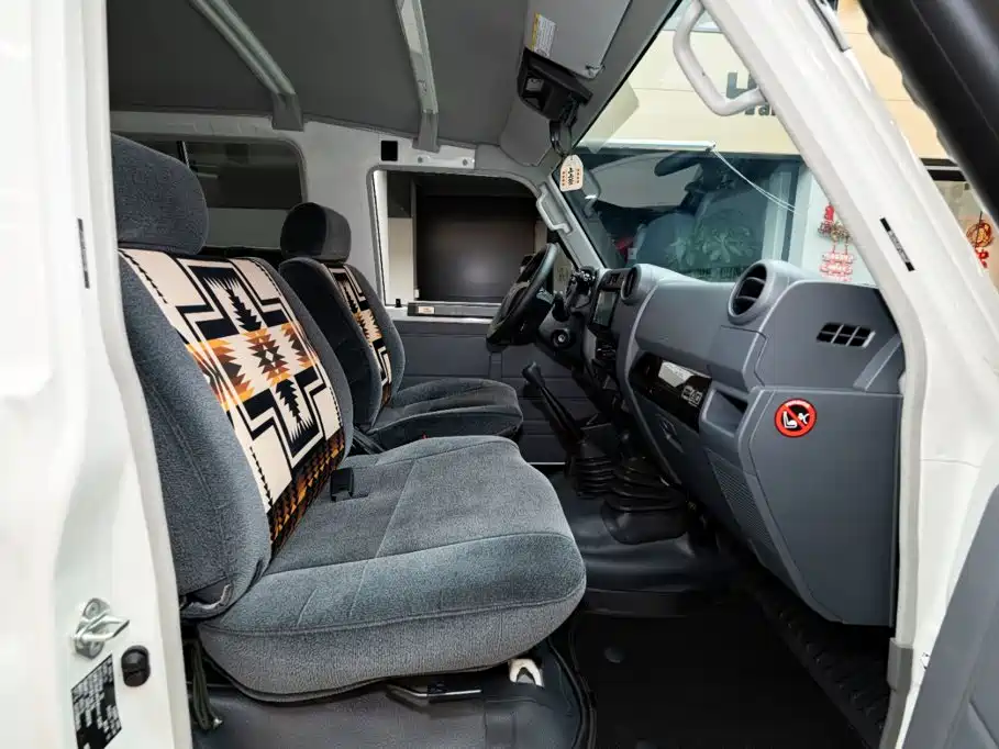 Toyota Prado (Import) — миниатюра 8