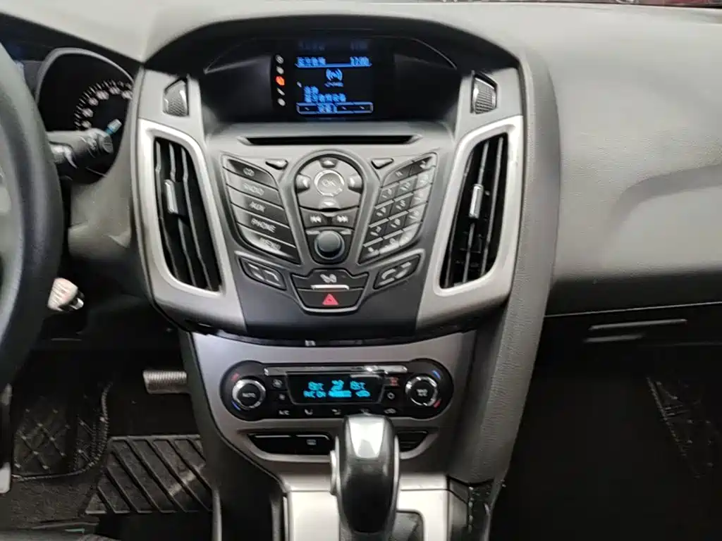 Ford Focus — миниатюра 13